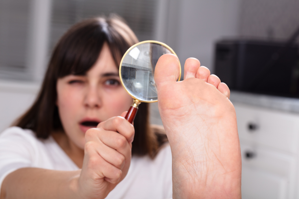 11-serious-health-warnings-that-appear-on-toenails-life-360-tips