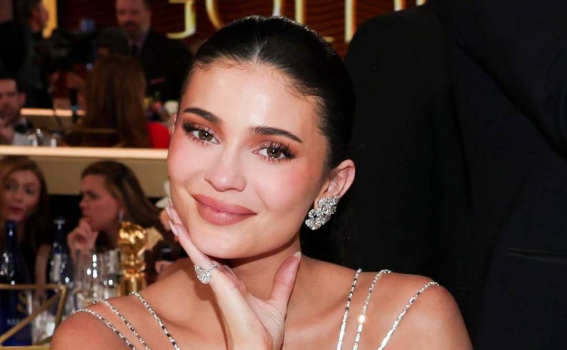 Kylie Jenner’s Stretch Marks Prove How Many Men Need An Anatomy Lesson